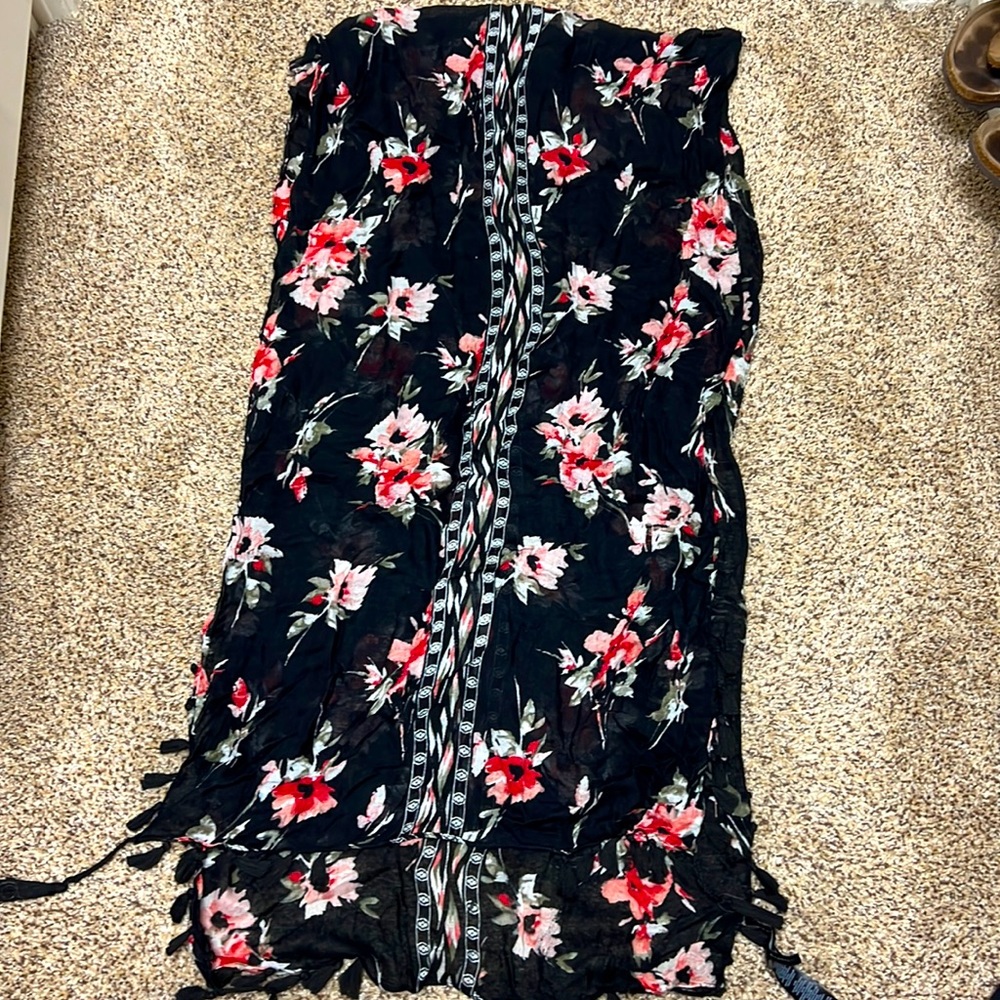 White House black market floral scarf